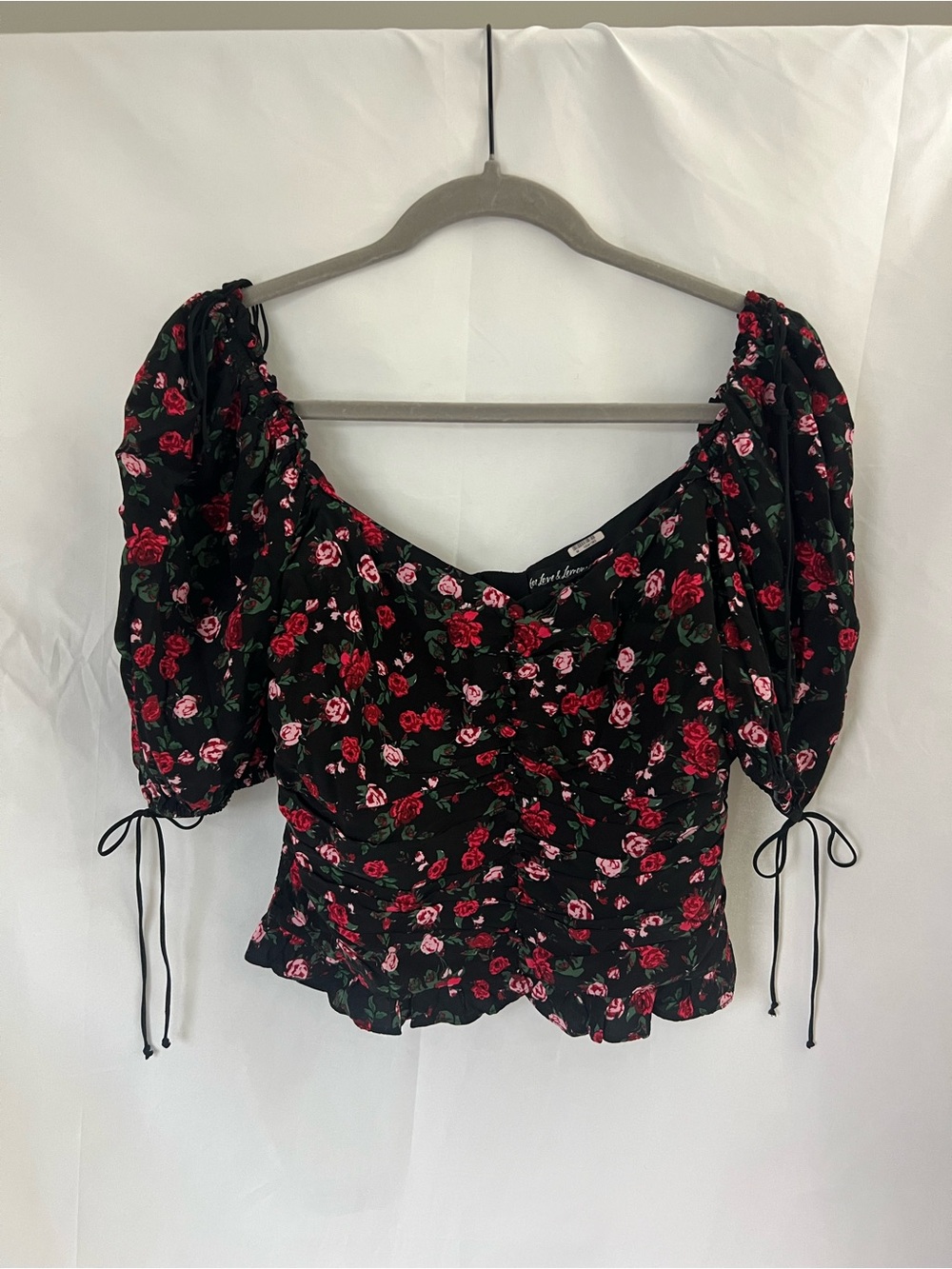 Women’s FOR LOVE AND LEMONS Tainted Button Rose Top - Picture 2 of 6